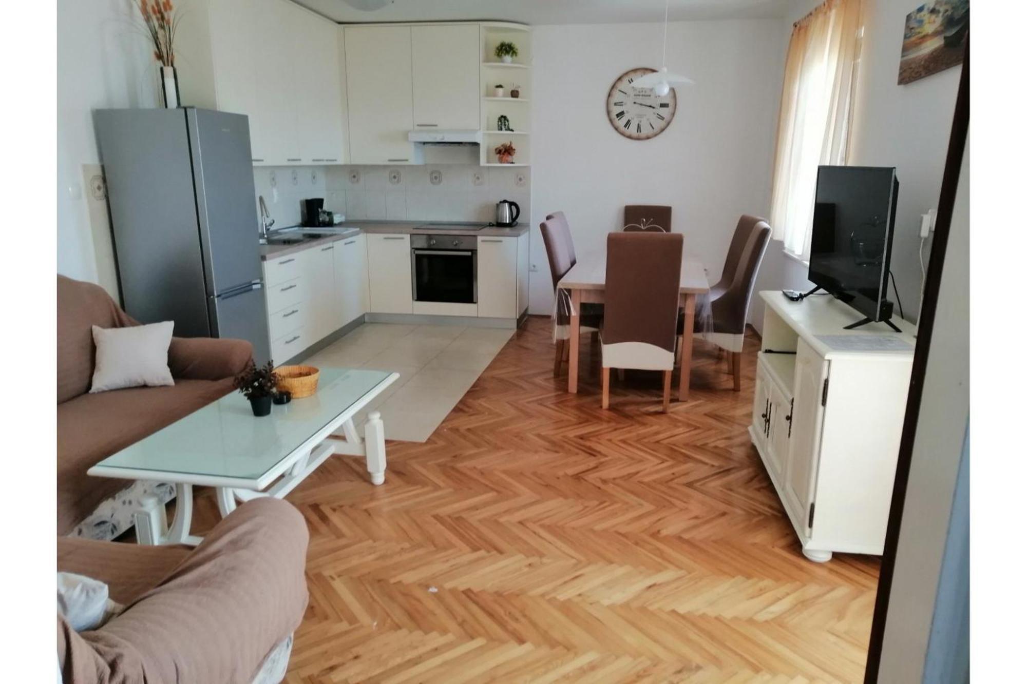 Apartments Njaco Ražanac Extérieur photo